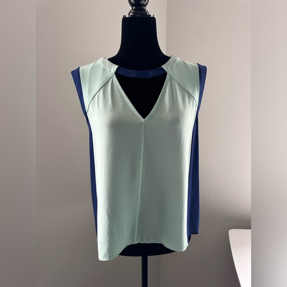 BCBGMaxAzria Crosby Top Size S - Picture 1 of 9
